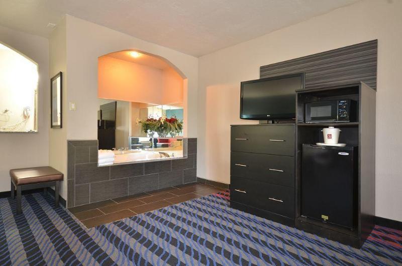 אוקלהומה סיטי Comfort Suites Fairgrounds West מראה חיצוני תמונה
